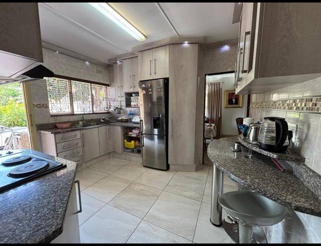 3 BEDROOM HOUSE FOR SALE IN RESERVOIR HILLS